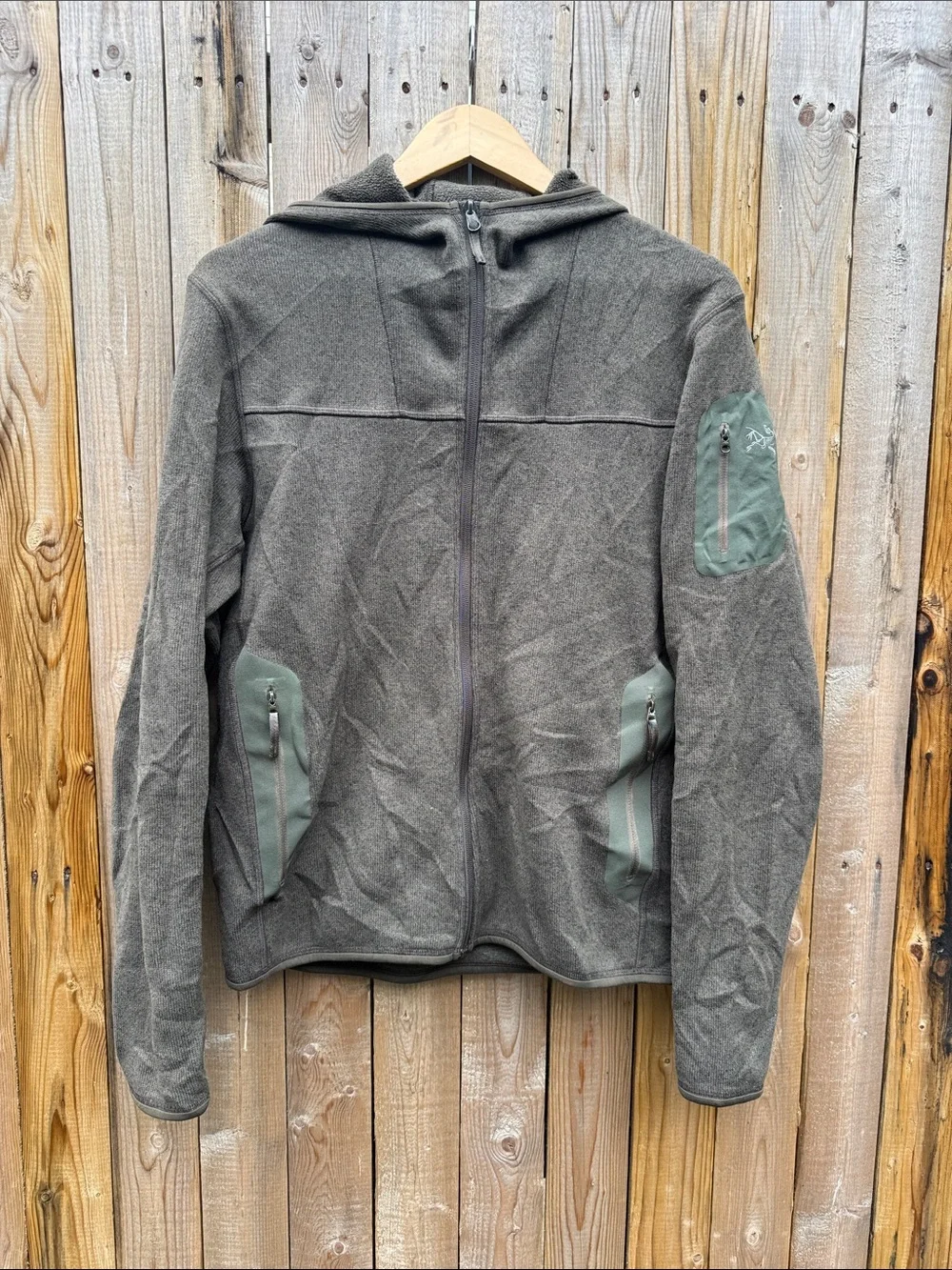 Arc'teryx Men's Hooded Fleece Jacket - Olive Green/Gray